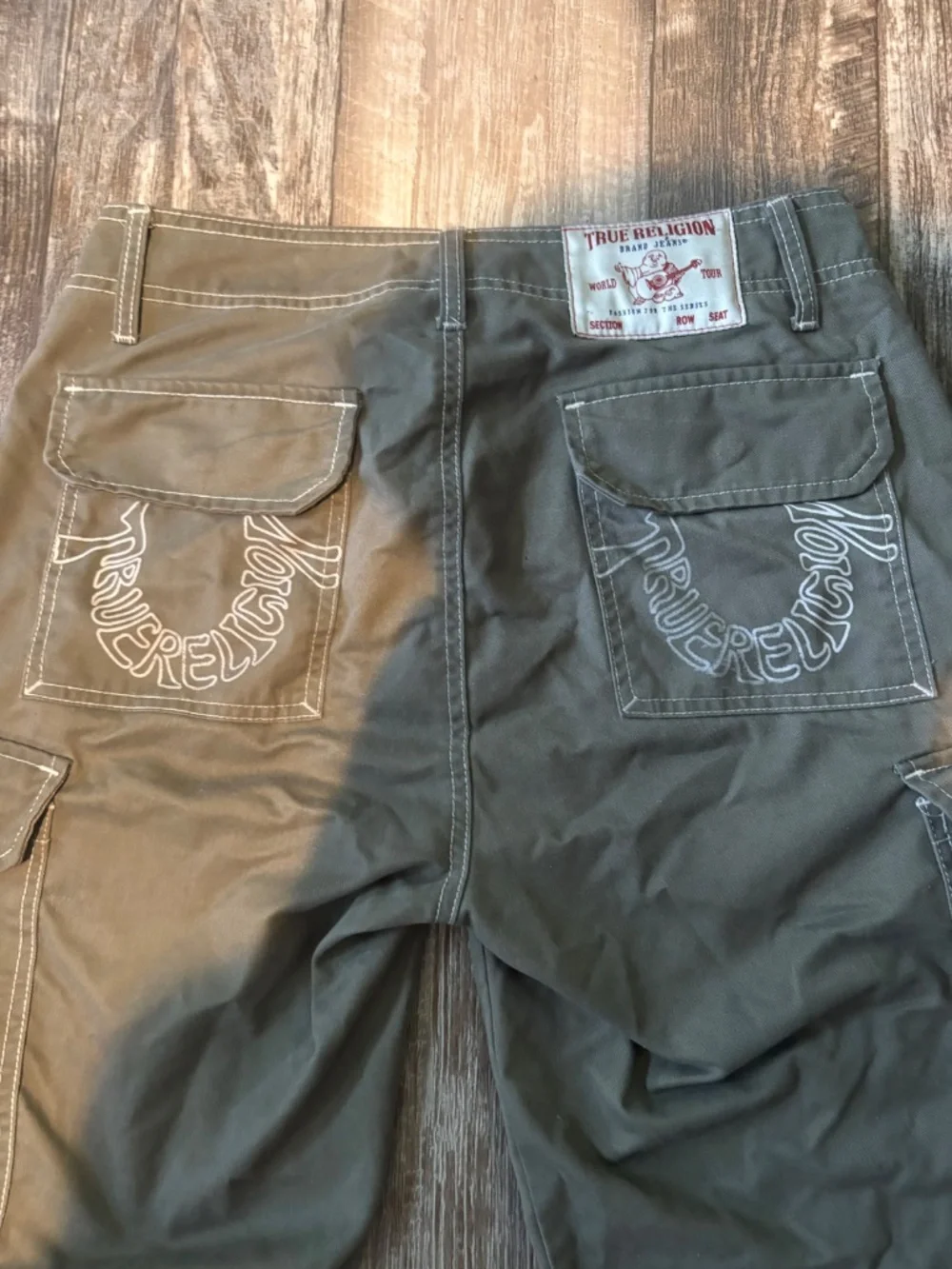 True Religions Men’s Bundle 2 Cargo Pants + 5 Graphic Tee’s